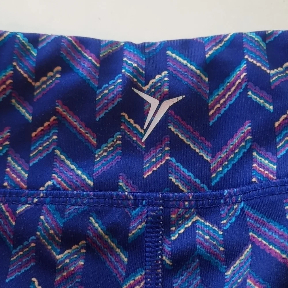 Old Navy Active purple patterned athletic full length leggings size medium 8